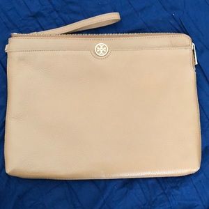 Tory Burch Large Pouch/Wrislet